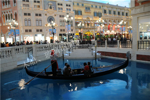 酒店观光船 威尼斯酒店手划木船  威尼斯手划船