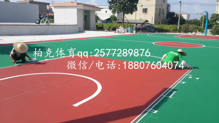 中山做篮球场地坪漆的工程公司 村委会篮球场面漆施工私人定制  中山篮球场地坪漆  丙烯酸面漆定制  篮球场地工程公司