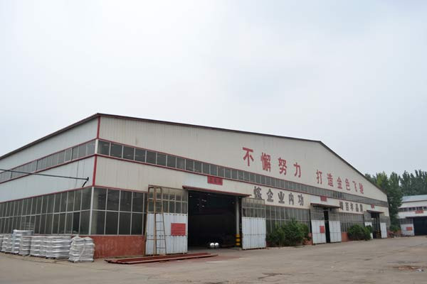 山东梁山飞驰挂车制造有限公司，出口半挂车制造厂  出口挂车制造