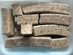 河南生物质木屑压块燃料  河南生物质燃料  河南木屑压块燃料  河南压块燃料