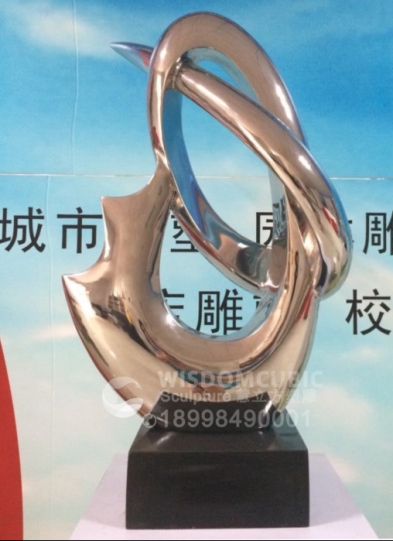 慧立方雕塑公司环境