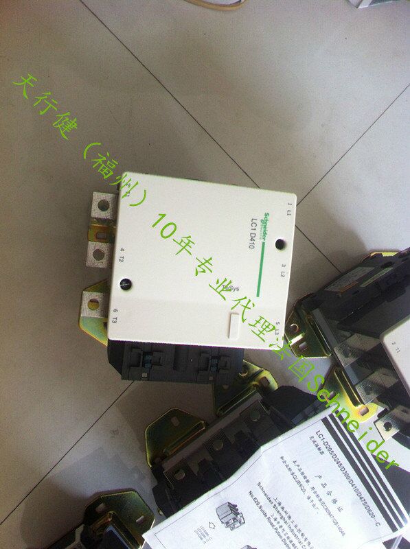 DC-PNP-NC-3线制XS212ALPBM12接近开关  原装进口  施耐德断路器  schneide