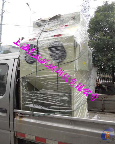 无锡手动喷砂机KH-1212A，热处理件去氧化皮用手动喷砂机  箱式喷砂机  密封式喷砂机