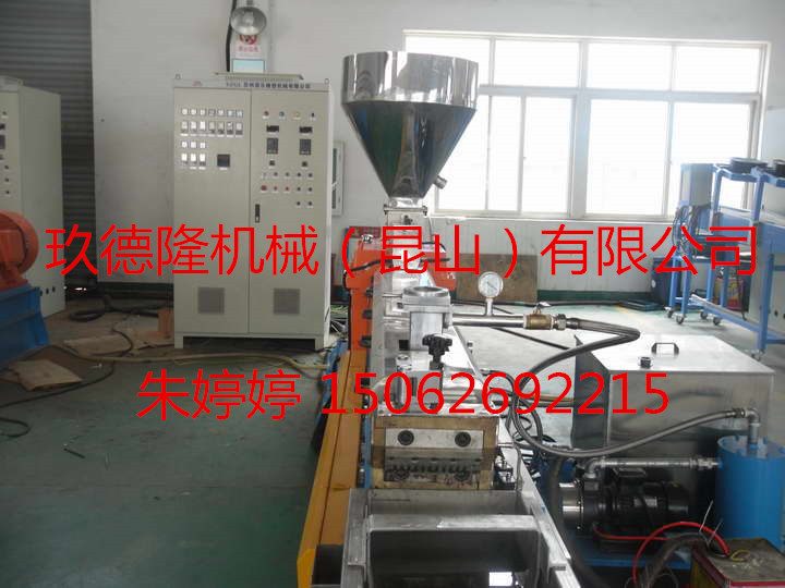 POE片材挤出机  EVA汽车内饰片  橡胶汽车内饰片材  EPDM汽车内饰