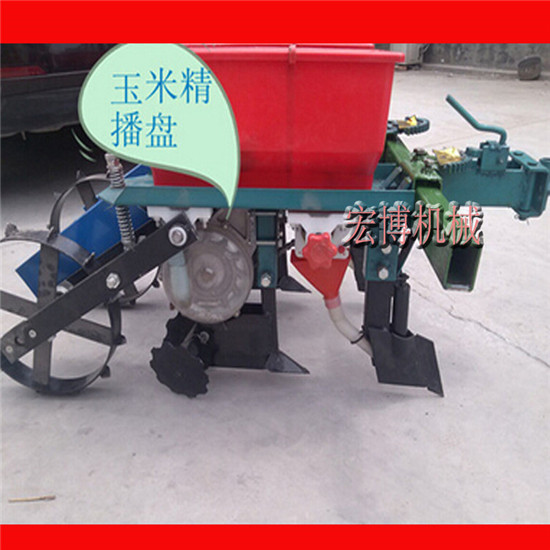 大豆播种机 多功能旋耕机 小型的农用播种机  四轮带动播种机  玉米播种机  施肥播种一体机