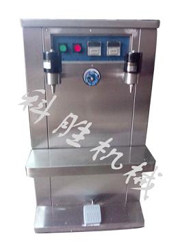 河北石家莊科勝玻璃水大劑量灌裝機
