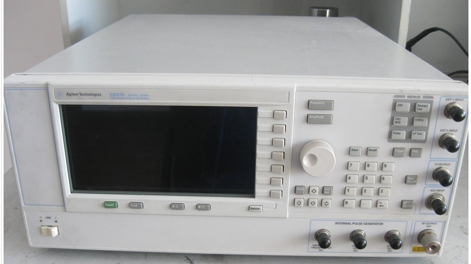 二手出售Agilent E8267D微波模拟信号源 E5267D