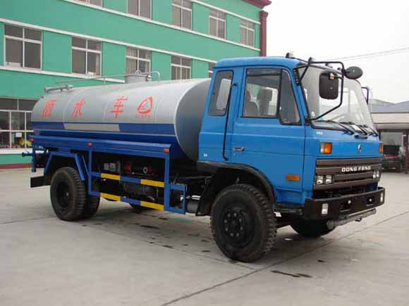 大连东风天锦洒水车价格 东风洒水车