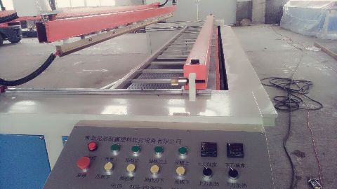 全自动折弯机兄弟联赢专业生产品质安定信赖可靠&nbsp;&nbsp;塑料板材折弯机&nbsp;&nbsp;塑料板折弯机&nbsp;&nbsp;PP板碰焊折弯机
