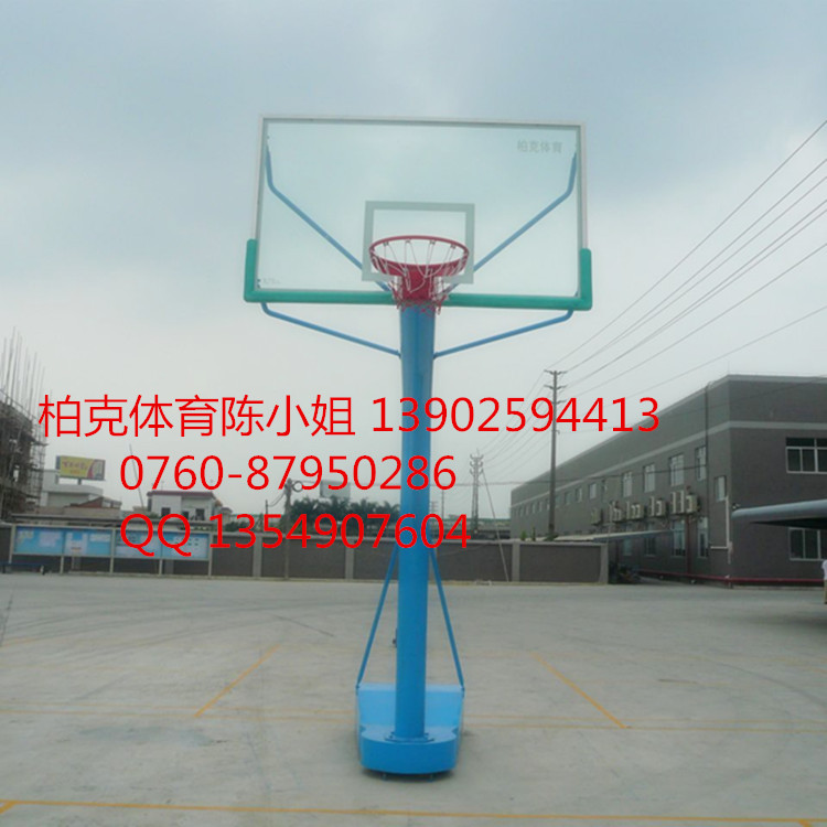 广西户外篮球架子 独臂纤维板篮球架图片 新款篮球架子款式多样