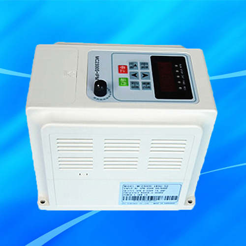 深圳全普厂家0.75kw通用变频器_220V单相电机变频器  单相变频器