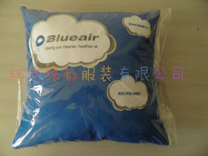 靠垫定做礼品抱枕 绣花靠垫定做北京抱枕工厂  抱枕厂家