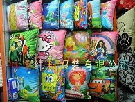 靠垫定做礼品抱枕 绣花靠垫定做北京抱枕工厂  抱枕厂家