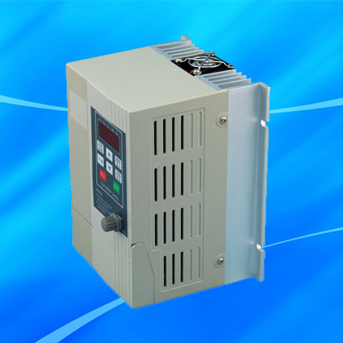 东莞厂家直销2.2kw单相国产通用变频器220V变频调速器  单相变频器  国产变频器