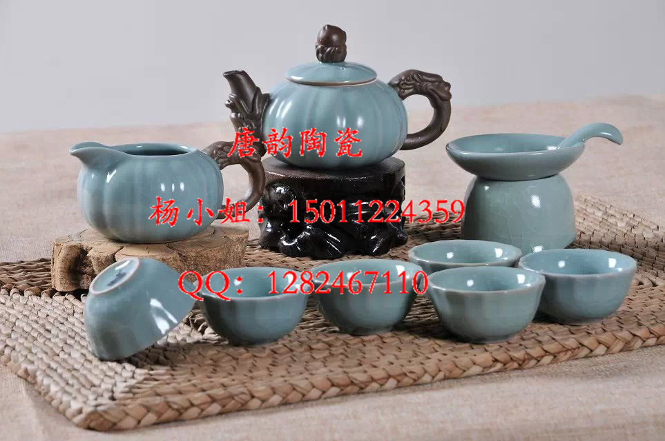 礼品陶瓷纪念盘，茶叶罐定做，北京瓷器定做，陶瓷茶具，青瓷茶具  定做陶瓷盖杯  定做陶瓷茶杯  功夫茶具批发