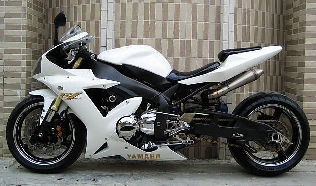 雅马哈 yzf-r1趴赛摩托车跑车报价