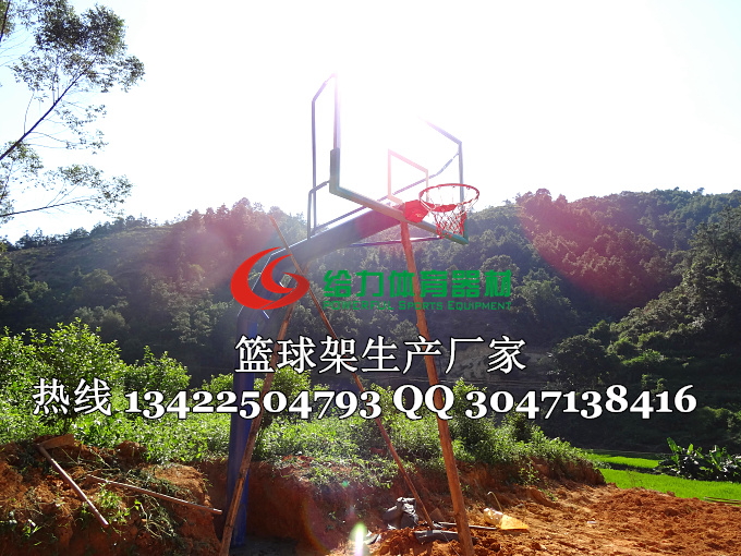 肇庆山区埋地篮球架安装图 篮球架一件起批 送货上门