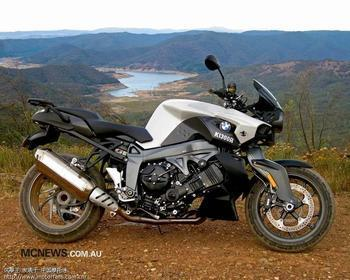 普洱公路赛宝马摩托车跑车价格  山东2手趴赛  125公路赛赛车  400跑车大降价