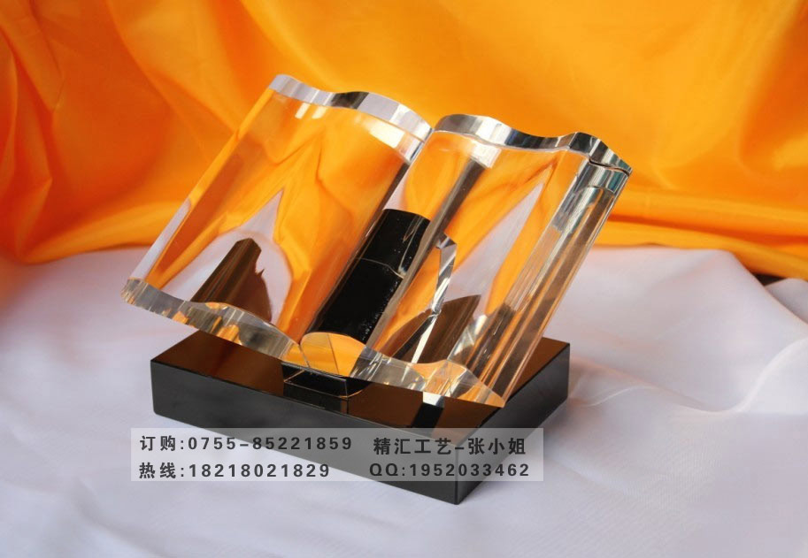 湖南庆典活动水晶纪念品，建校周年水晶礼品，毕业典礼水晶纪念品&nbsp;&nbsp;湖南校庆活动纪念&nbsp;&nbsp;毕业典礼纪念品
