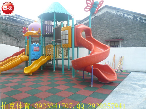 中山幼儿园橡胶垫批发 小区儿童乐园橡胶垫安装 厂家送货安装 橡胶垫厂家