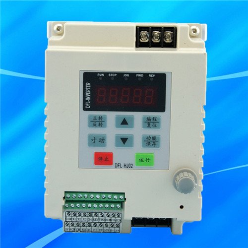 1.5kw 220V水泵变频调速器 单进单出变频器 东莞全普  水泵变频器