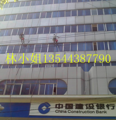 高楼大厦多年污垢能清洗干净吗/找广州蓝态专业洗外墙公司&nbsp;&nbsp;大厦污垢去掉&nbsp;&nbsp;外墙清洗翻新