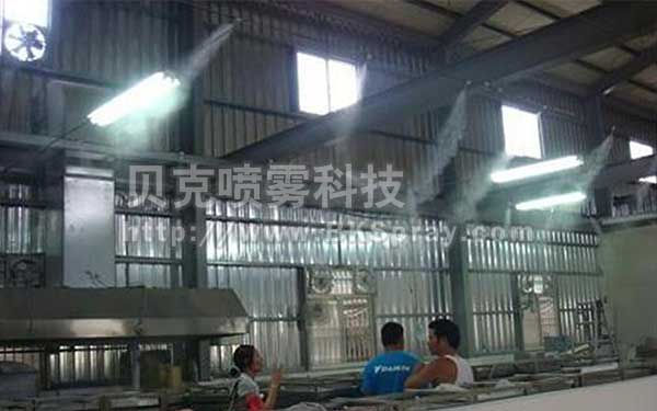 岳陽噴霧降溫機(jī)，戶外噴霧降溫設(shè)備，水霧噴淋降溫設(shè)備廠家批發(fā)
