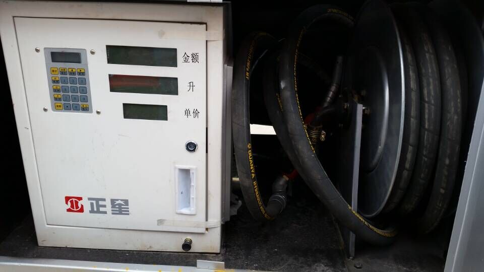 5吨油罐车  5吨油罐车价格  5吨油罐车厂家  5吨油罐车多少钱