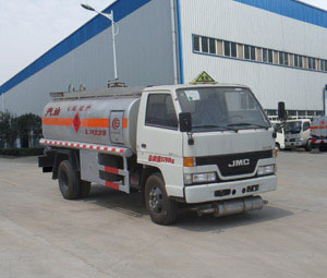 CSC5060GJYJ4型加油车&nbsp;&nbsp;加油车价格&nbsp;&nbsp;加油车厂家