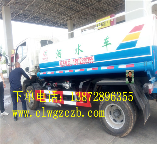 安徽哪里有卖洒水车的地方&nbsp;&nbsp;多功能洒水车&nbsp;&nbsp;绿化喷洒车