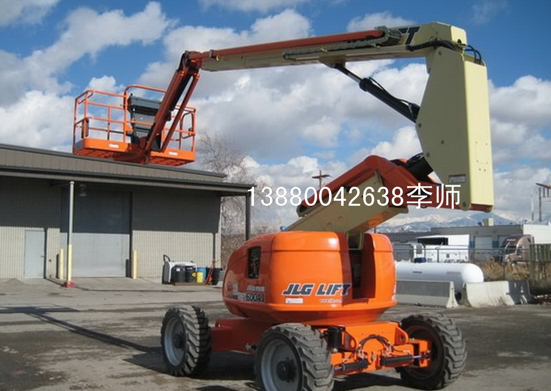 38米臂展曲臂高空车1250AJP型JLG柴动自行高空车出租
