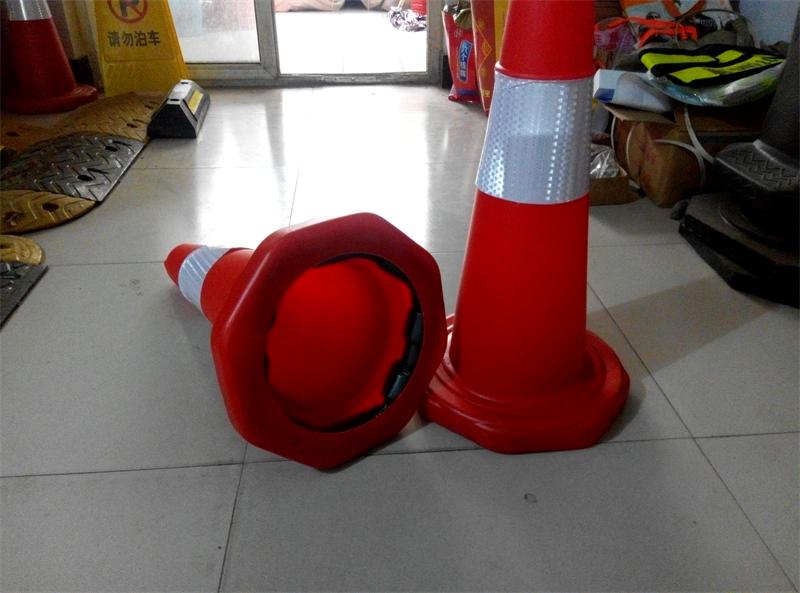 郑州交通路锥厂家 郑州橡胶圆锥/塑料提环路锥价格  郑州路锥价格  郑州路锥规格  郑州路锥厂家