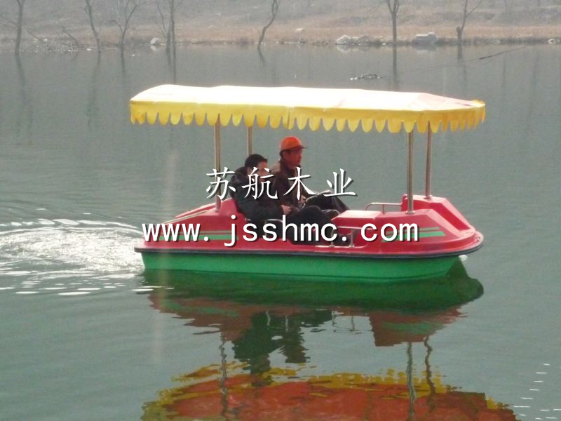 公园脚踏游船 双人玻璃钢脚踏船
