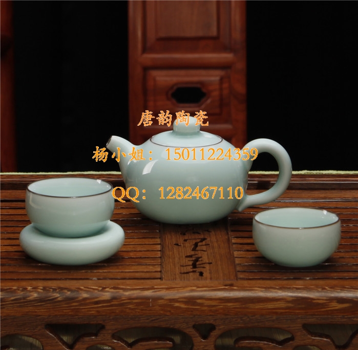 陶瓷茶具定做，青花瓷酒瓶，茶叶罐定做，陶瓷盘子定做，陶瓷花瓶&nbsp;&nbsp;北京陶瓷定做&nbsp;&nbsp;定做陶瓷茶杯&nbsp;&nbsp;定做瓷杯子