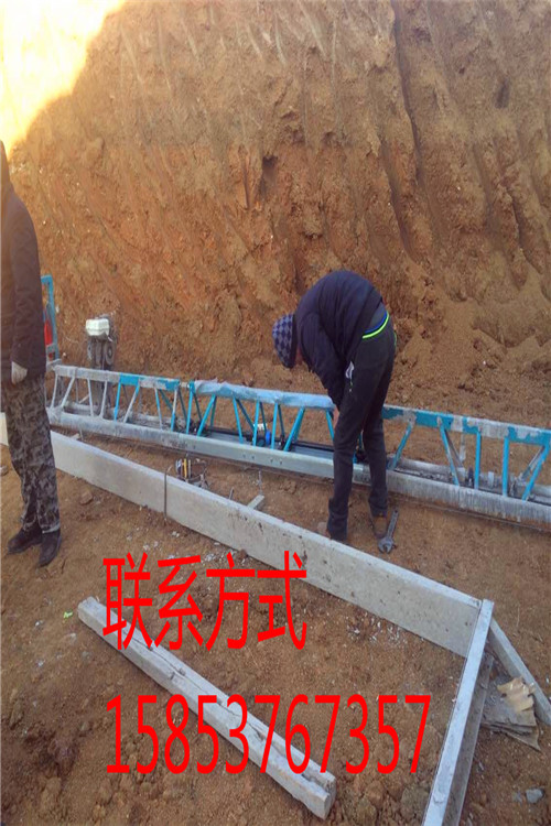 乌鲁木齐框架整平机 桥面振捣梁 桥面整平机路面平整机&nbsp;&nbsp;框架式整平机&nbsp;&nbsp;混凝平整机&nbsp;&nbsp;混凝土摊铺机