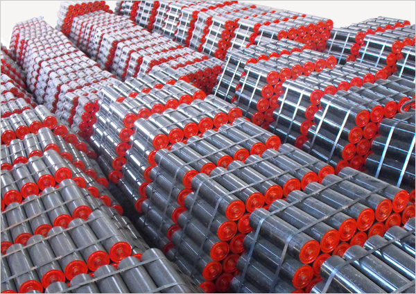 托辊生产厂家介绍槽型托辊的性能特点  性能优势  永伟制造