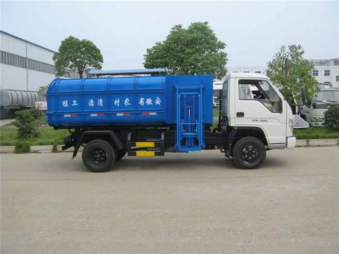 大连东风垃圾车厂家直销&nbsp;&nbsp;摆臂垃圾车&nbsp;&nbsp;对接垃圾车&nbsp;&nbsp;压缩垃圾车