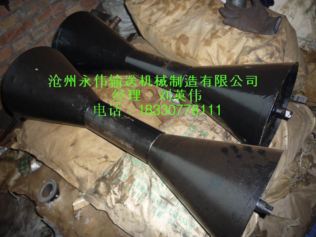托辊生产厂家介绍喇叭托辊的特点  实用性好  密封性好  永伟制造