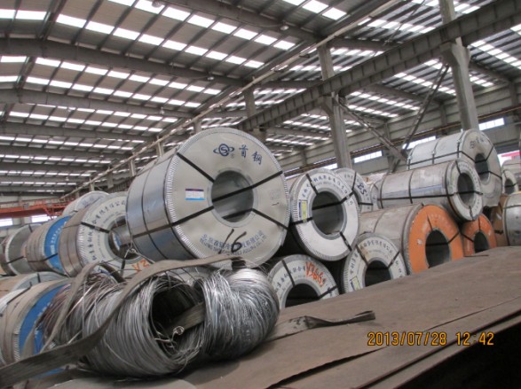 合金工具钢CrWMn及切削软的非金属材料的刀具