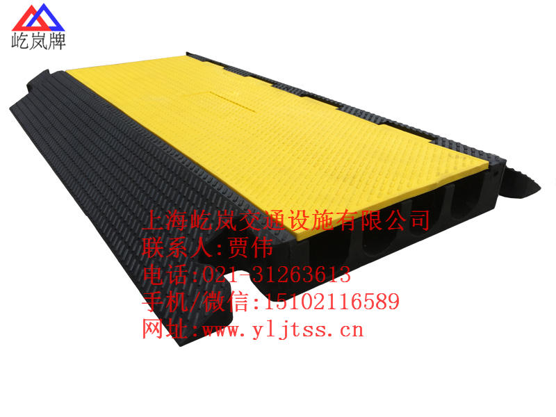 双槽过线桥 双孔槽过线桥 双孔槽橡胶过线桥  橡胶电缆盖线板  吉林橡胶盖线板  二线槽橡胶压线板