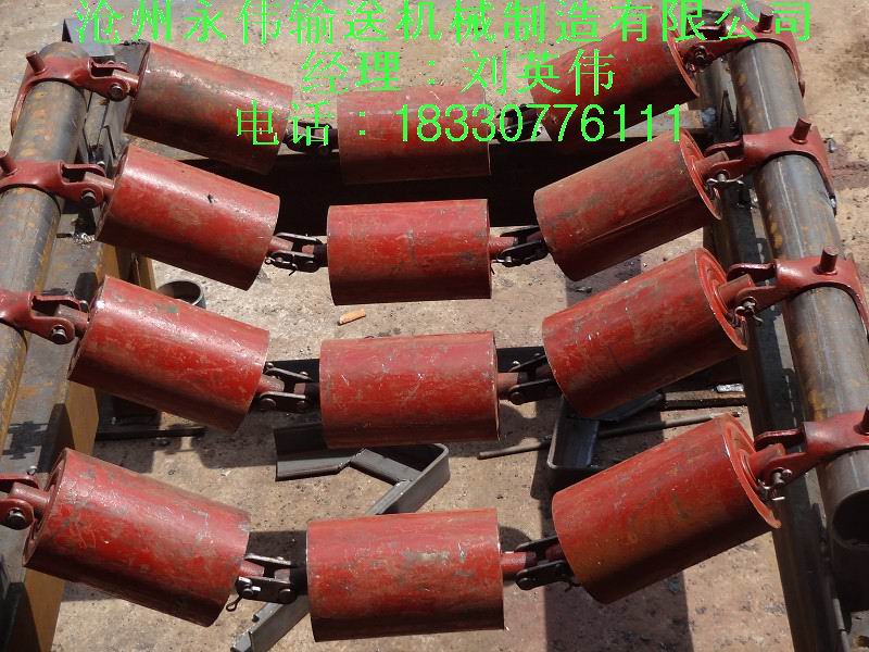 托辊生产厂家介绍三联托辊  实用性好  密封性好  永伟制造