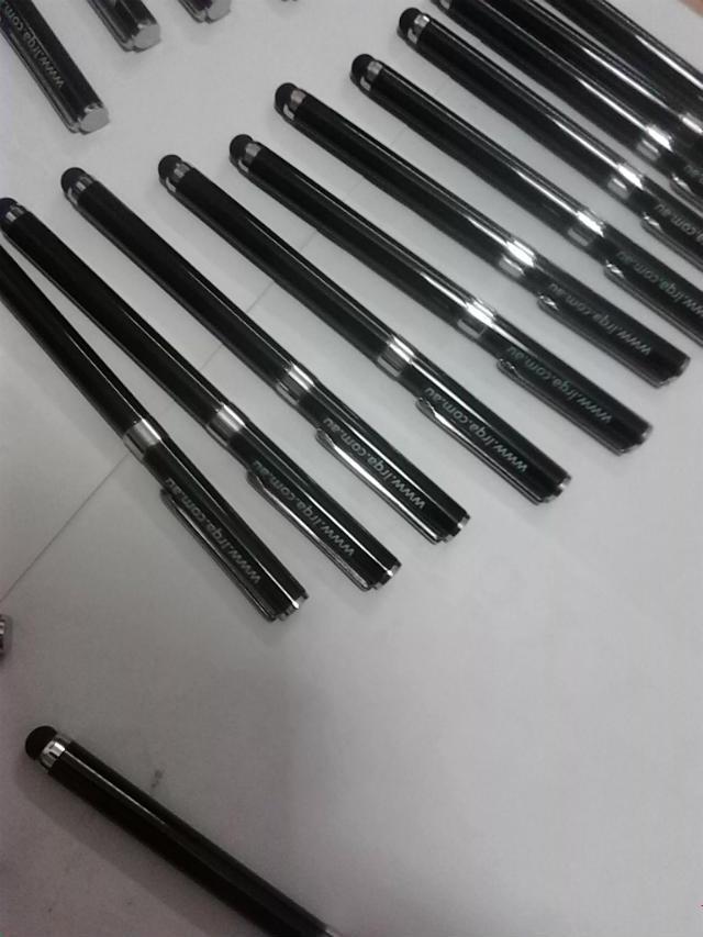 广州亚克力展柜丝印&nbsp;&nbsp;广州亚克力瓶丝印&nbsp;&nbsp;广州化妆瓶丝印&nbsp;&nbsp;广州香水瓶丝印